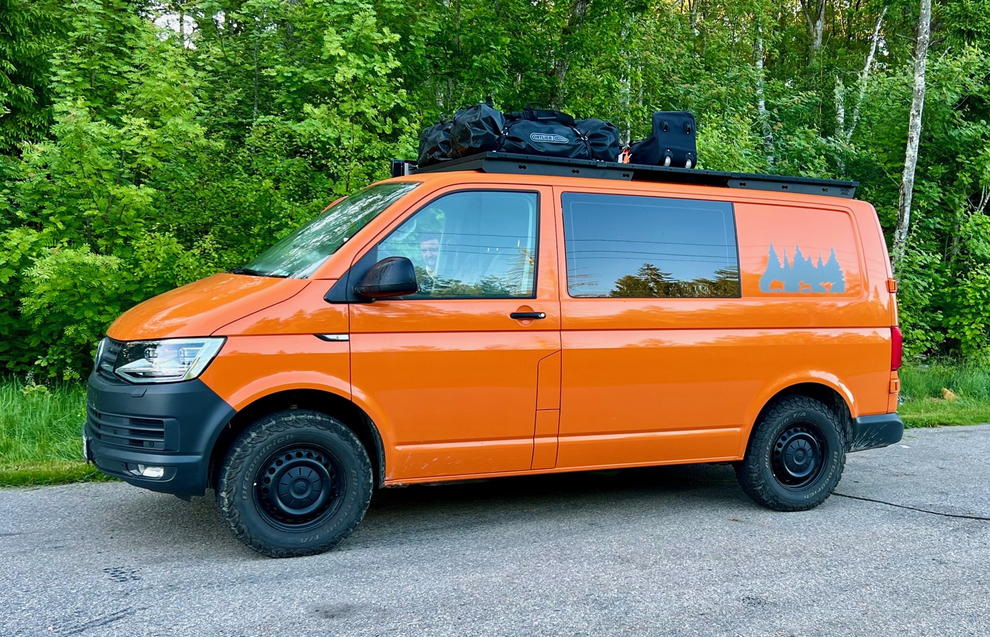 Dachträgersystem VW T5 T6 | SpaceRack - kurz - Fixpunkte - Standard - Vollträger Dachträgersystem VW T5 T6 | SpaceRack - kurz - Fixpunkte - Standard - Vollträger