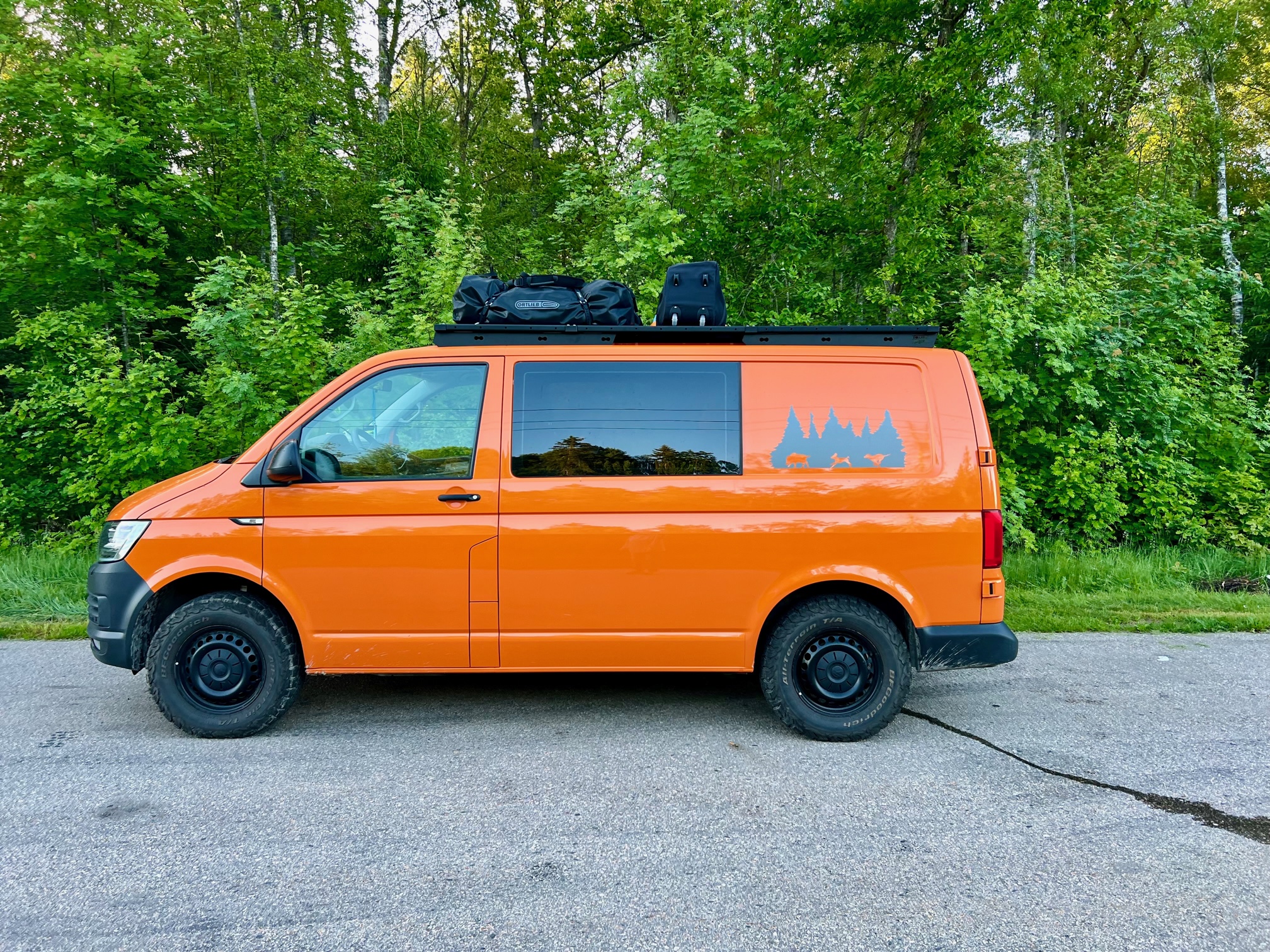 Dachträgersystem VW T5 T6 | SpaceRack - kurz - Fixpunkte - Standard - Vollträger Dachträgersystem VW T5 T6 | SpaceRack - kurz - Fixpunkte - Standard - Vollträger