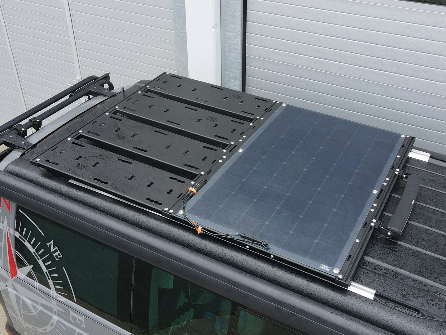 Dachträger + Solar VW T5 T6 T6.1 California | SpaceRack Dachträger + Solar VW T5 T6 T6.1 California | SpaceRack