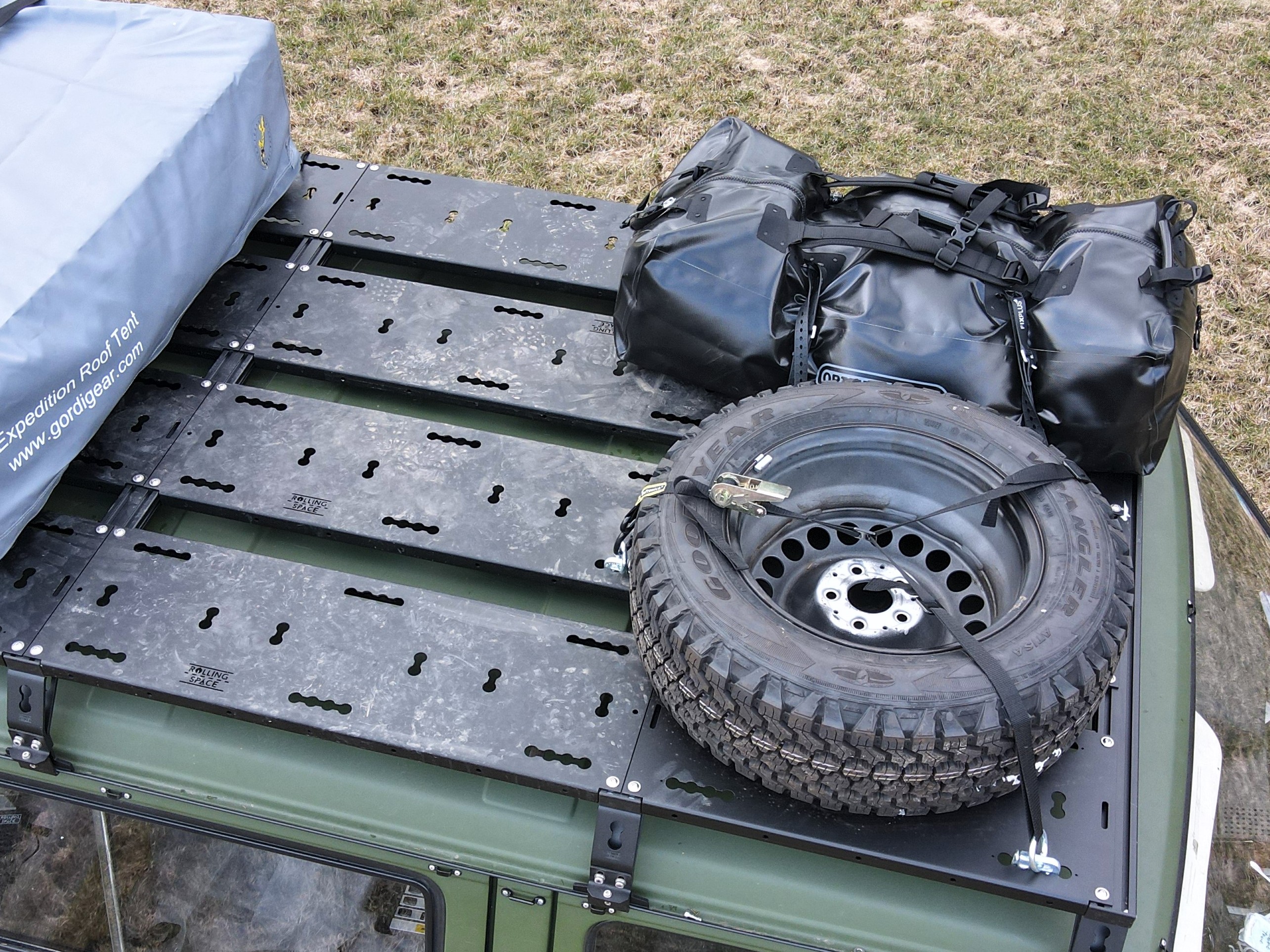 Dachträgersystem VW T4 | SpaceRack - lang - Standard - Vollträger 